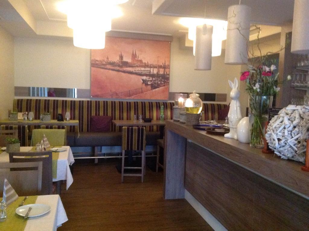 Hotel Restaurant Haus Odendahl Köln Eksteriør billede